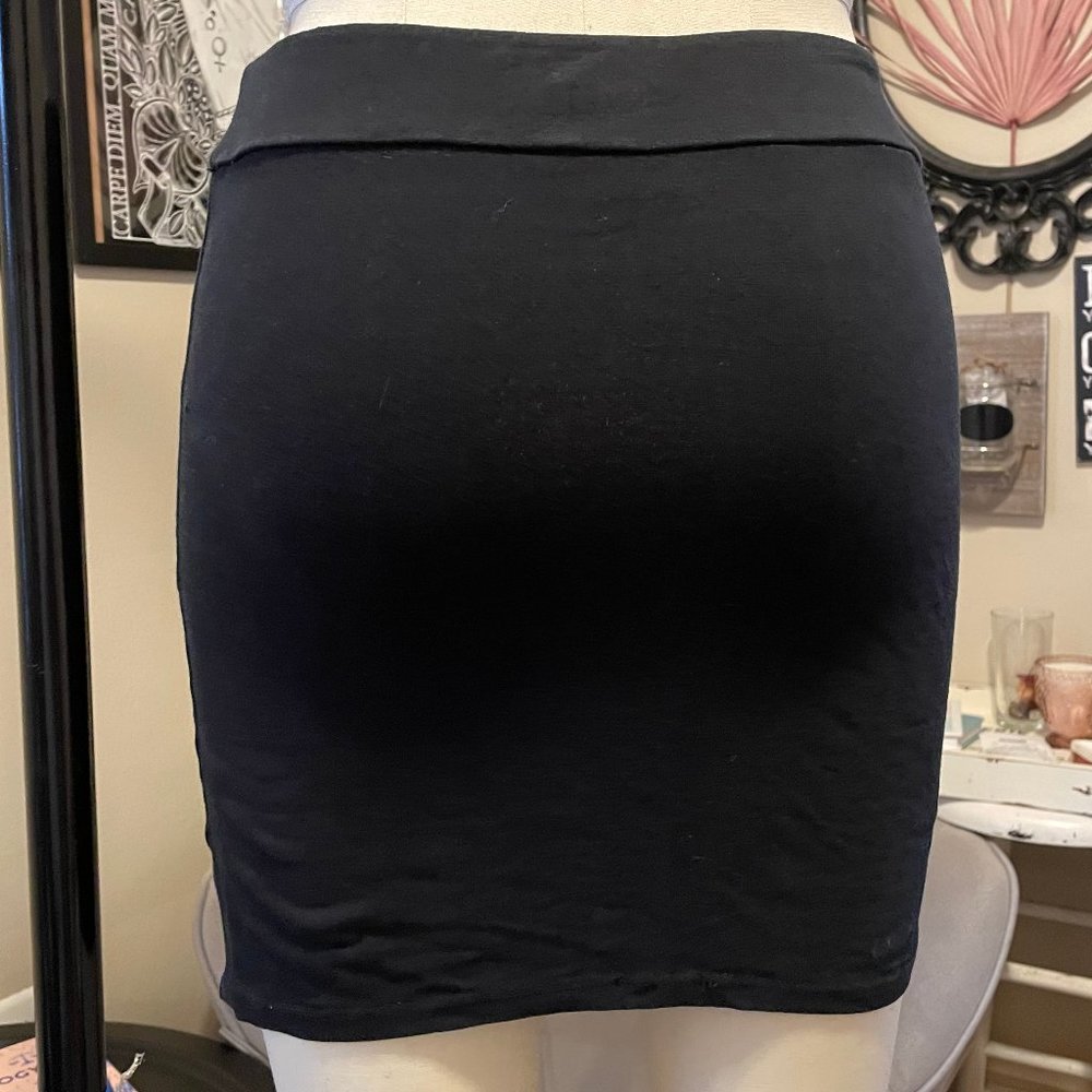 Xhilaration Black Mini-Skirt